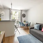 1 Bedroomed Repos Appartement Paris